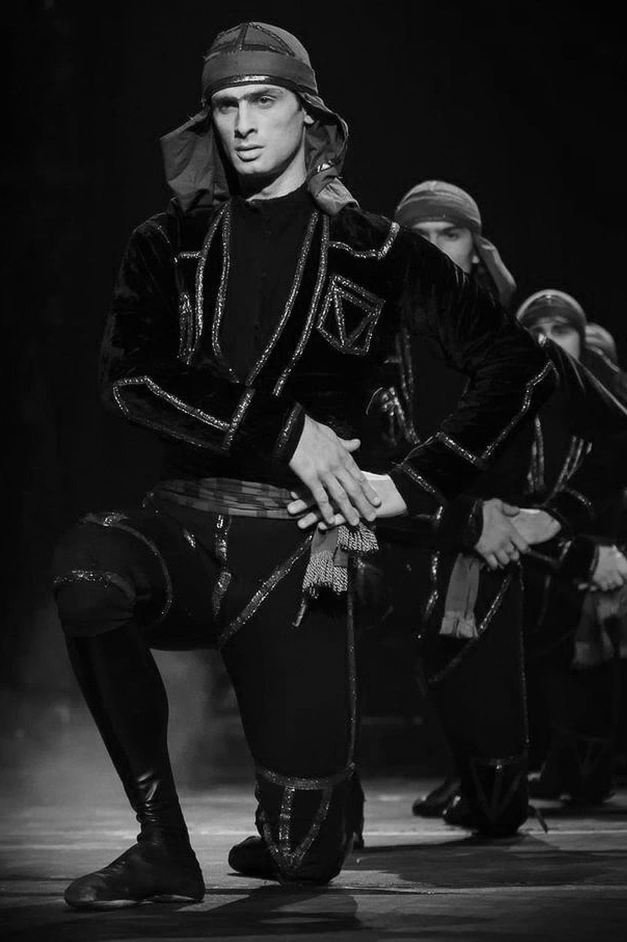 Sukhishvili Georgian National Ballet on stage — photograph 4