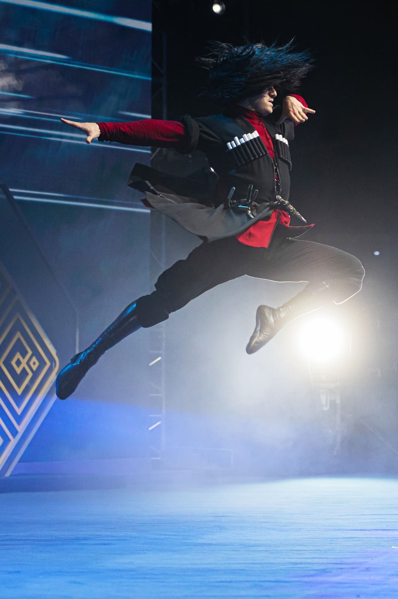 Tsdo — Highlanders’ male dance, performed by the Sukhishvili Georgian National Ballet