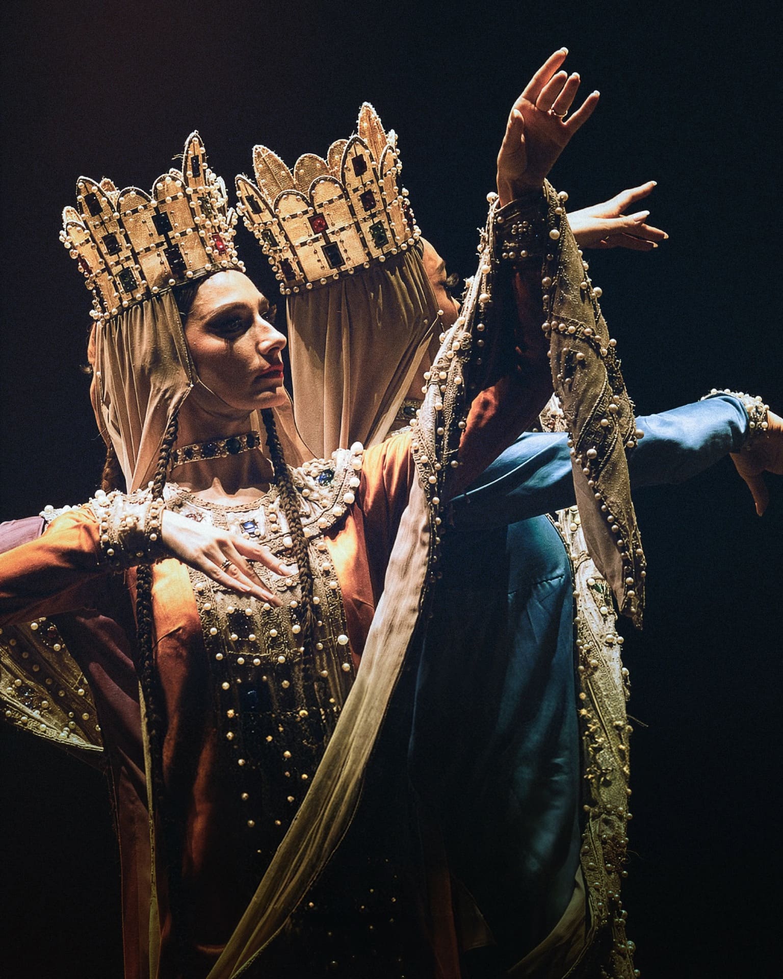Sukhishvili Georgian National Ballet on stage — photograph 13