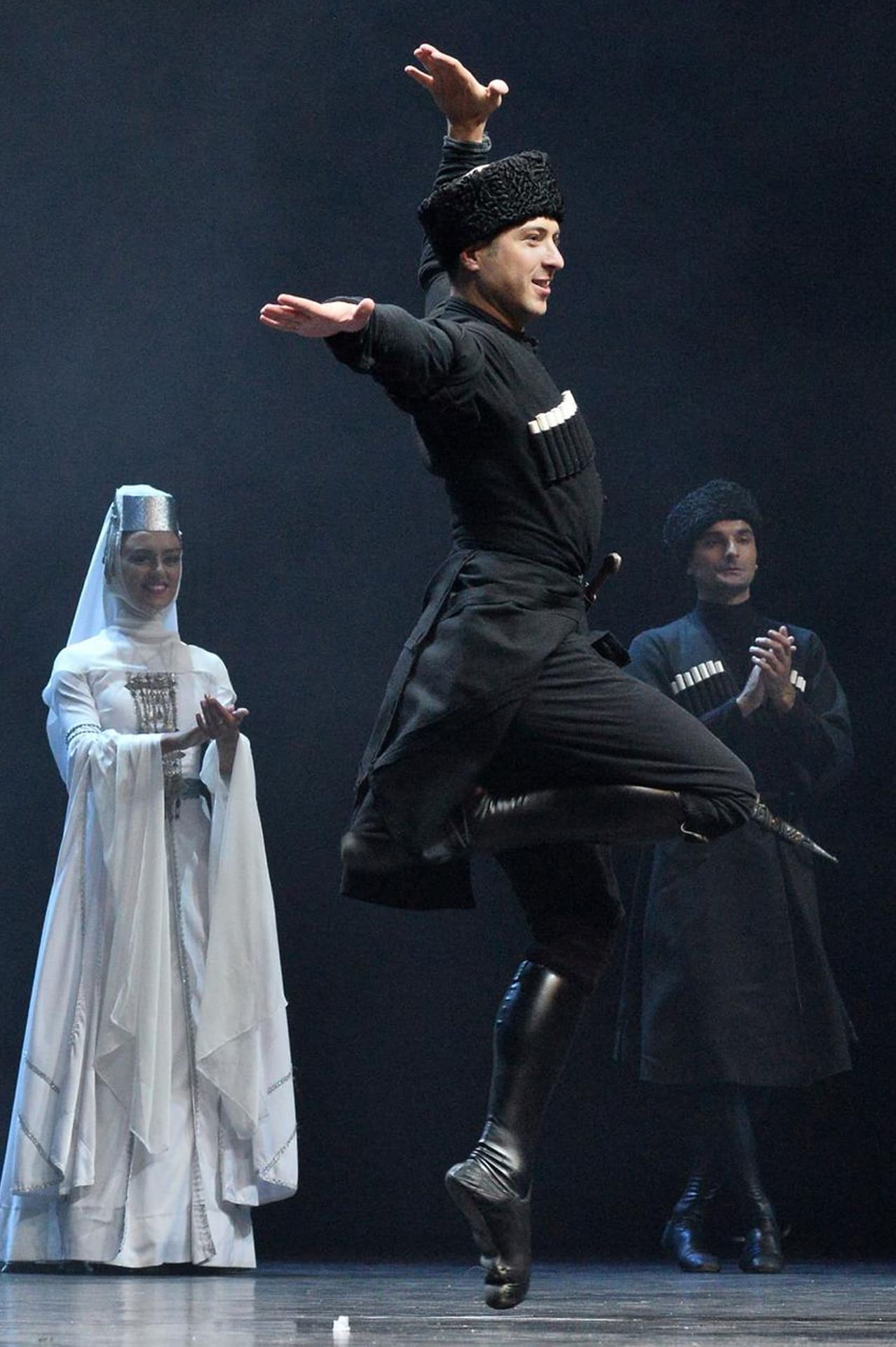 Mkhedruli — Dance rivalry, performed by the Sukhishvili Georgian National Ballet